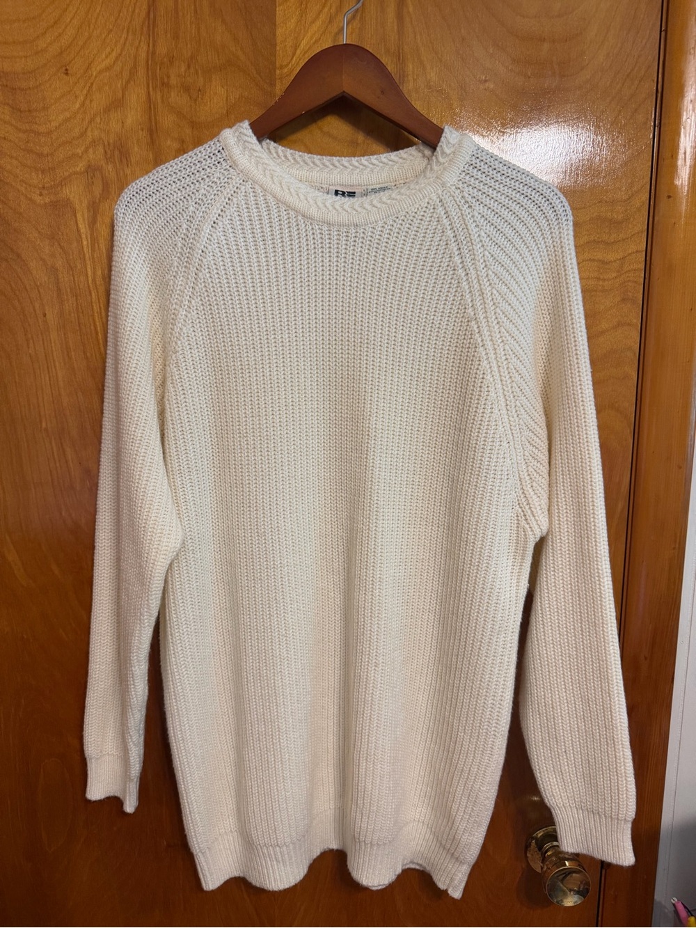 Basic Editions Cream Crewneck Knit Sweater